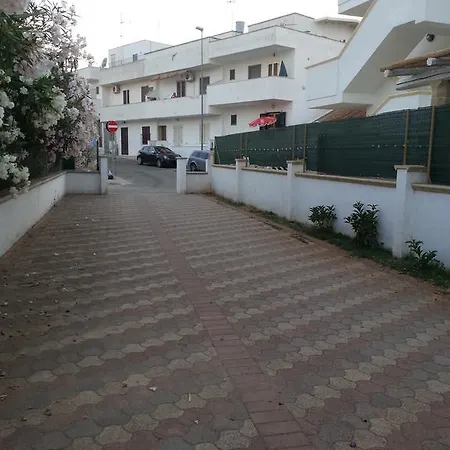Aparthotel Rivamare Ugento *